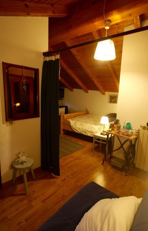 Relais Des Elfes Bed & Breakfast Chatillon Room photo