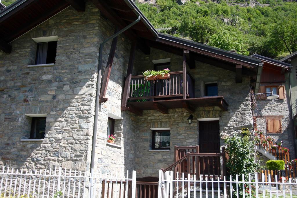 Relais Des Elfes Bed & Breakfast Chatillon Exterior photo
